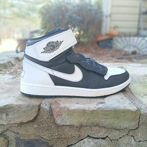 Jordan Black and White Men's Shoes